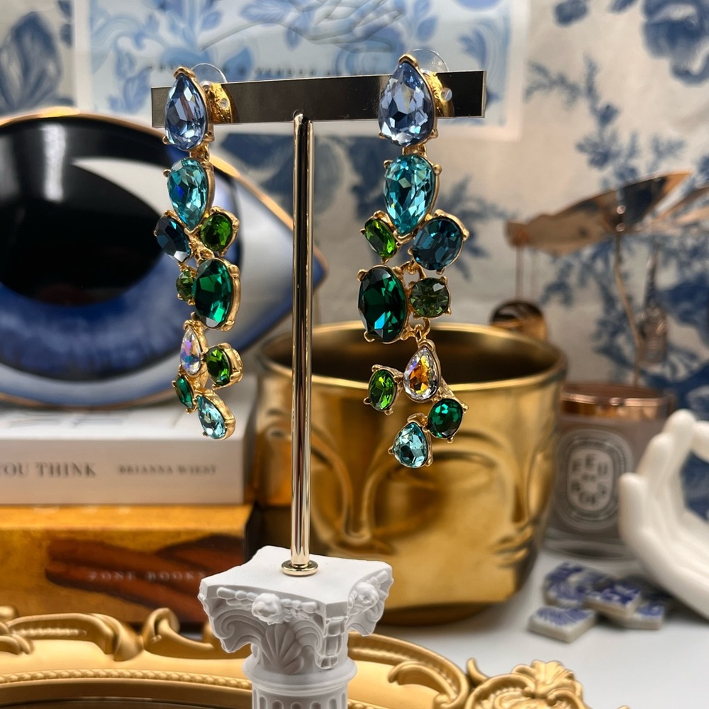 🆕 OSCAR DE LA RENTA 🧿 NWOT Scramble Crystal-Embellished Earrings - Blue Green - Picture 9 of 15